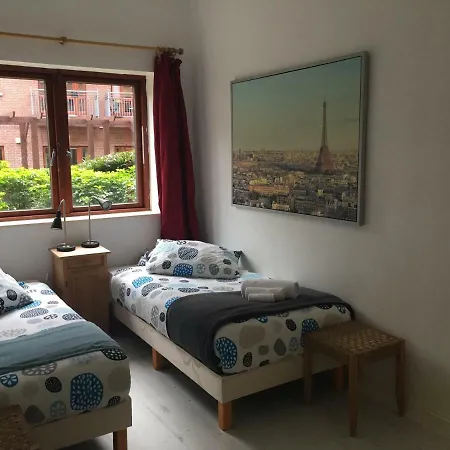 Blackhall Apartament *